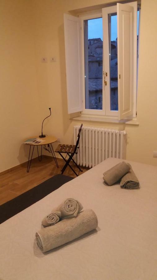 Hotel Via Barocci 34 à Urbino Extérieur photo
