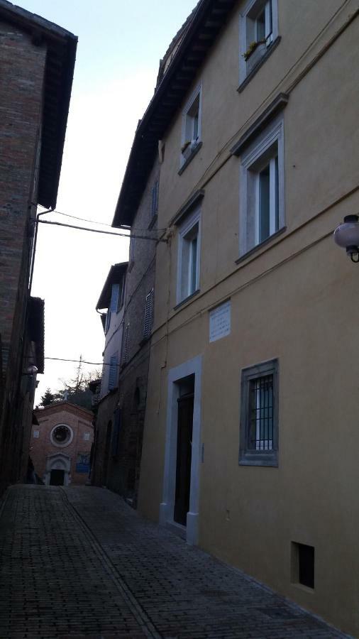 Hotel Via Barocci 34 à Urbino Extérieur photo